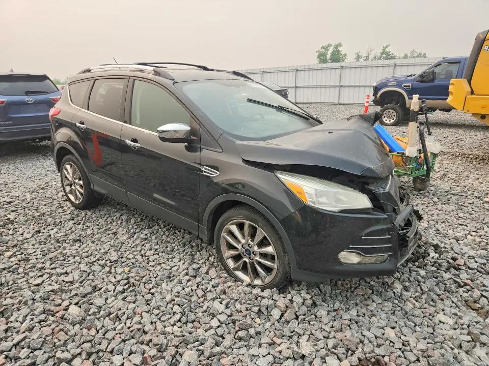 2015 FORD ESCAPE SE  