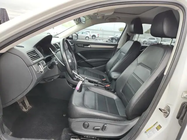 2014 VOLKSWAGEN PASSAT SE