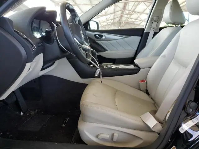 2021 INFINITI Q50 LUXE  