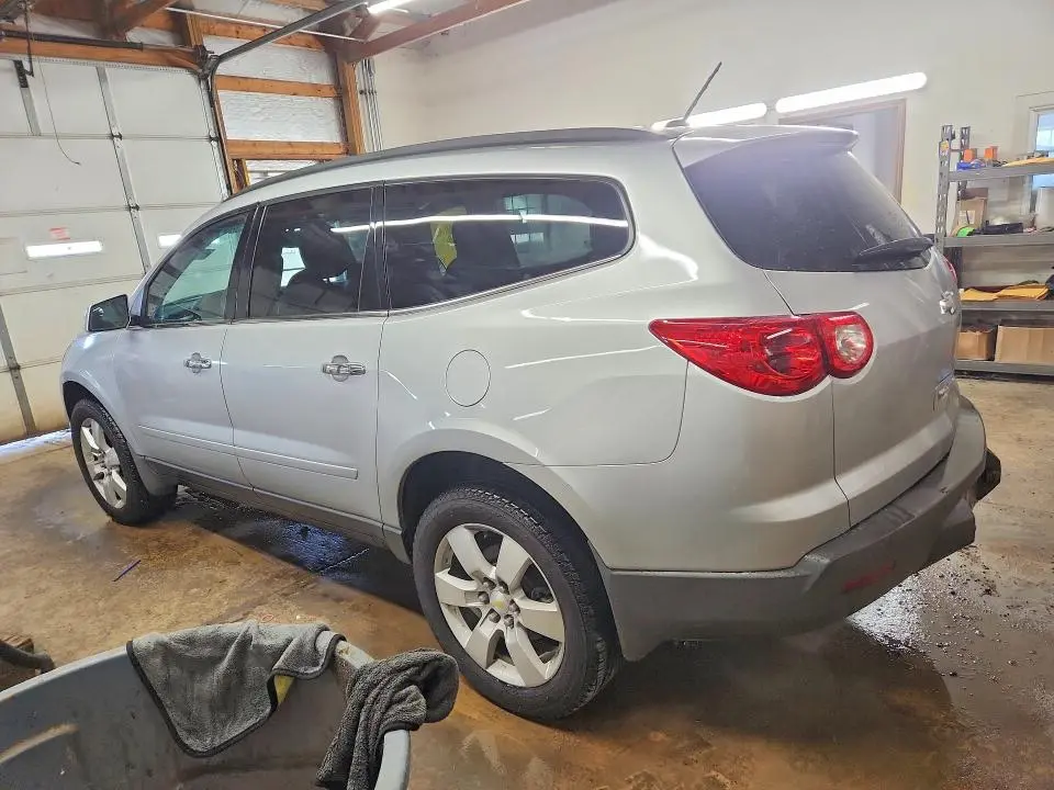 2012 CHEVROLET TRAVERSE LT  
