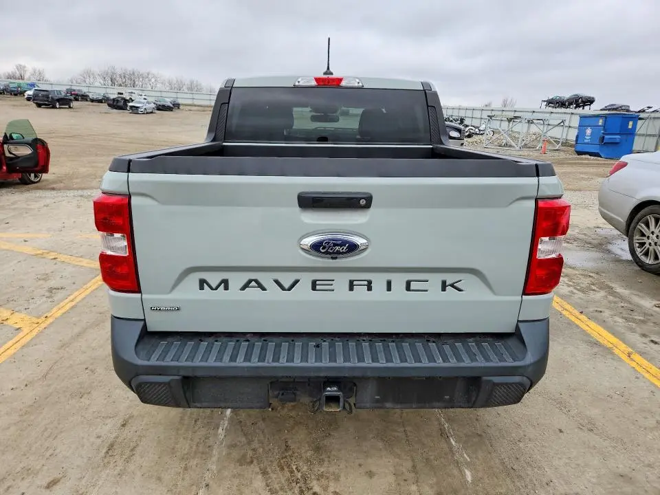 2022 FORD MAVERICK XL  