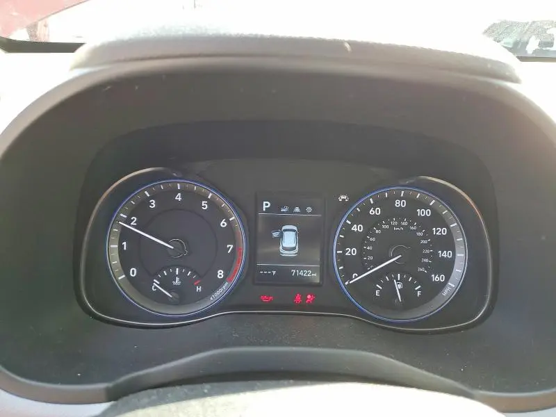 2021 HYUNDAI KONA SE  