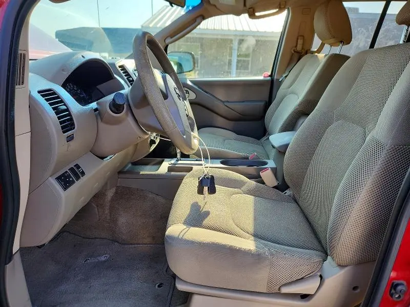 2010 NISSAN FRONTIER SE V6  