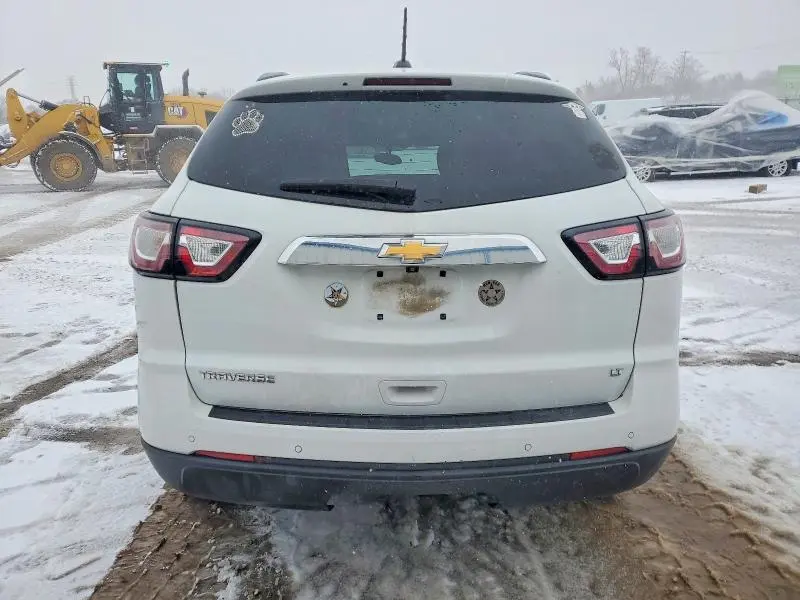 2017 CHEVROLET TRAVERSE LT  