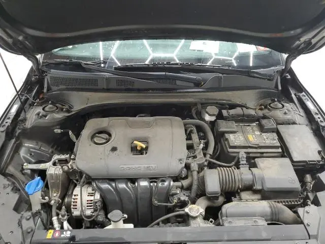 2023 KIA FORTE LX  