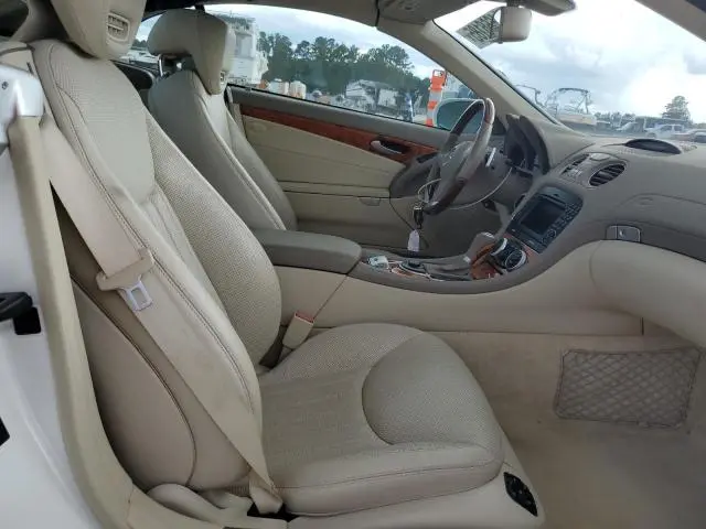 2011 MERCEDES-BENZ SL 550  