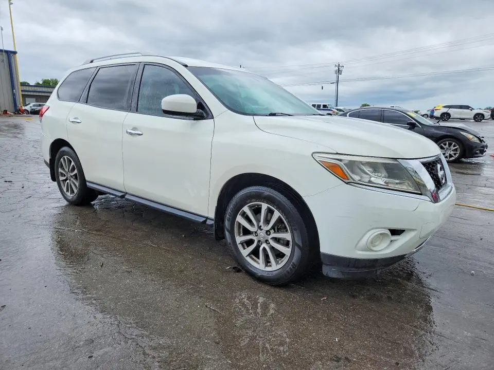 2016 NISSAN PATHFINDER S  
