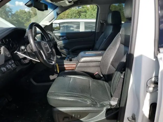 2016 GMC YUKON XL K1500 SLE  