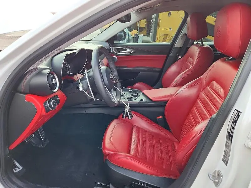 2018 ALFA ROMEO GIULIA TI Q4  