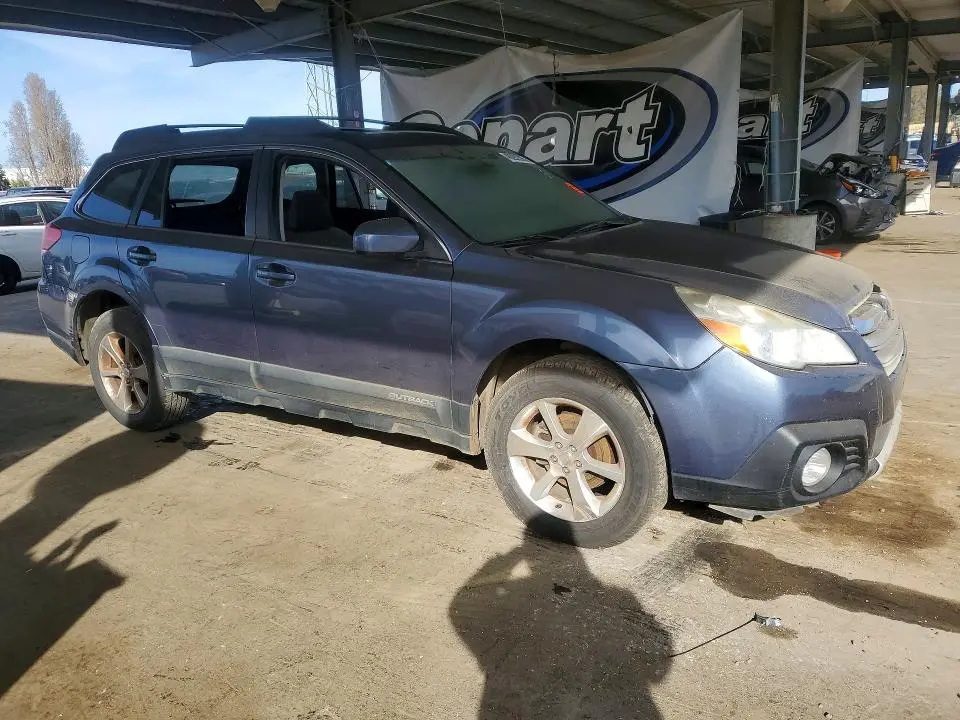 2014 SUBARU OUTBACK   