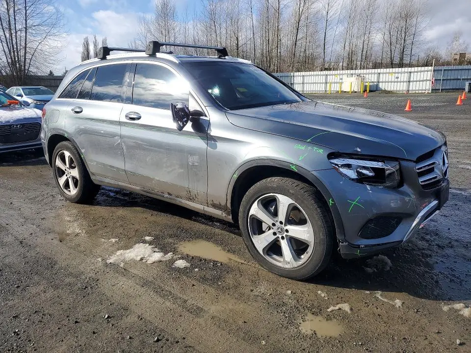 2019 MERCEDES-BENZ GLC 300 4MATIC  