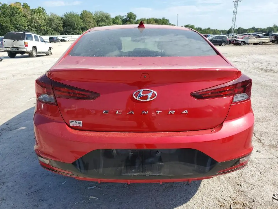 2020 HYUNDAI ELANTRA SEL  