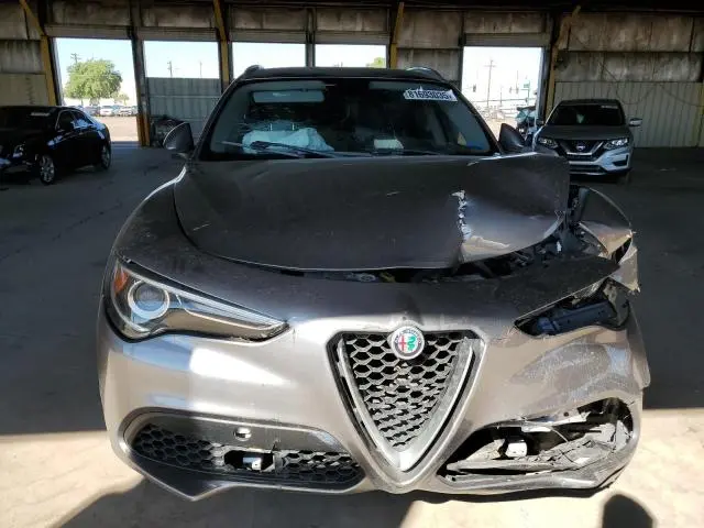 2018 ALFA ROMEO STELVIO   