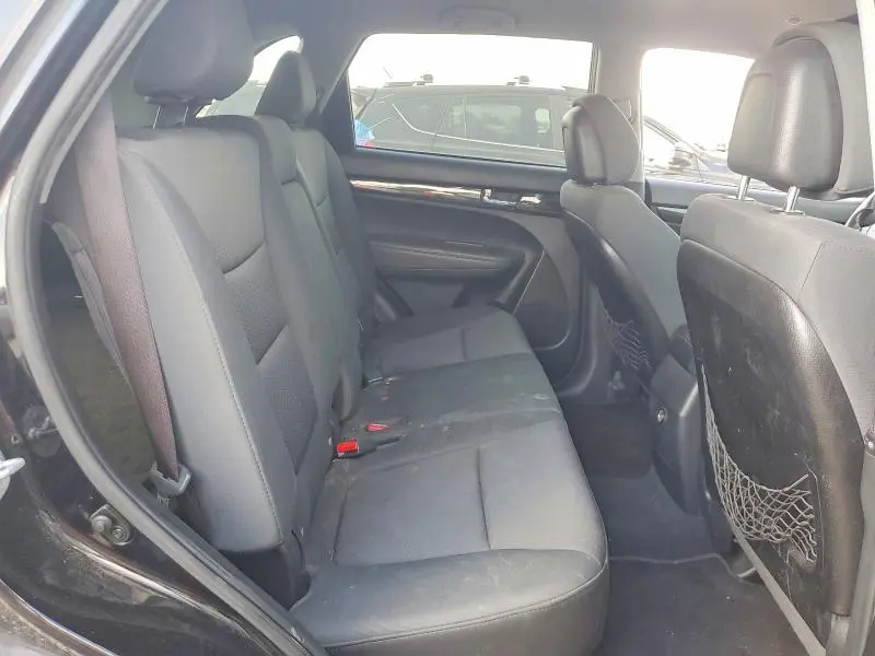 2012 KIA SORENTO LX  