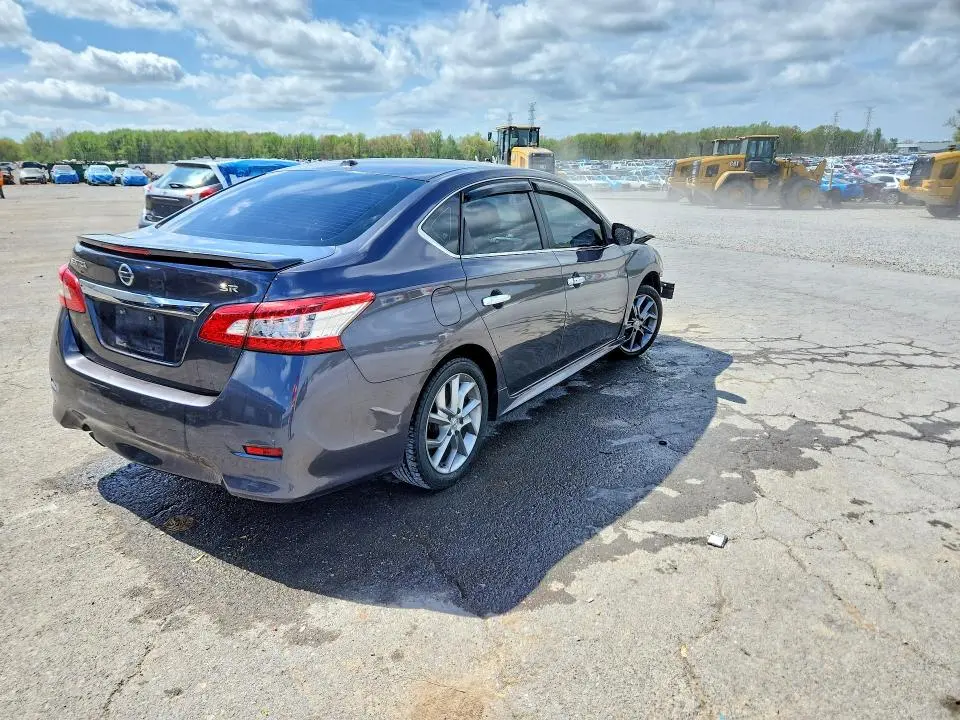 2015 NISSAN SENTRA SR  