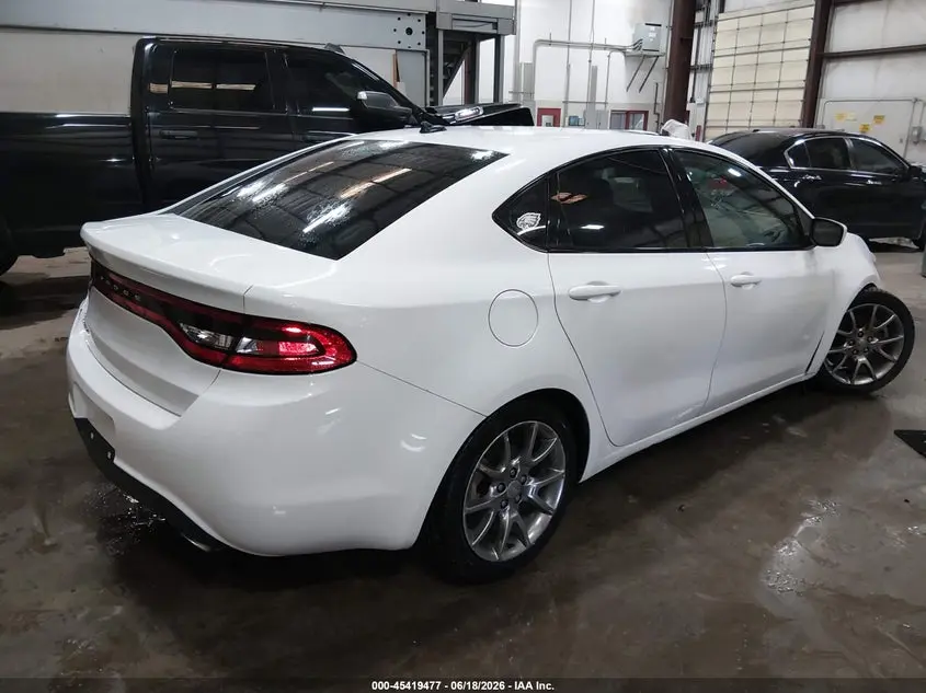 2015 DODGE DART SXT