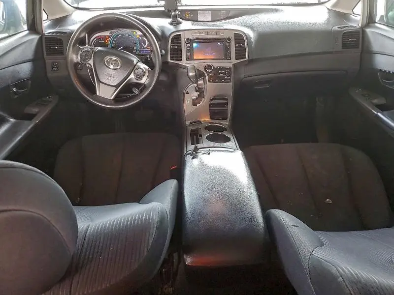 2013 TOYOTA VENZA LE  