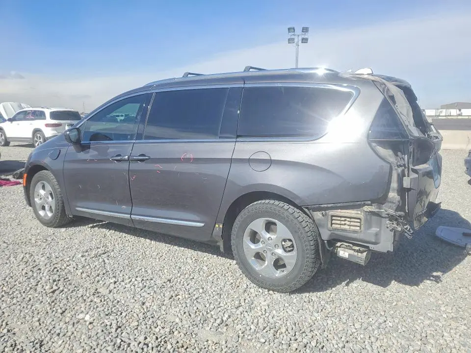 2019 CHRYSLER PACIFICA HYBRID TOURING L  