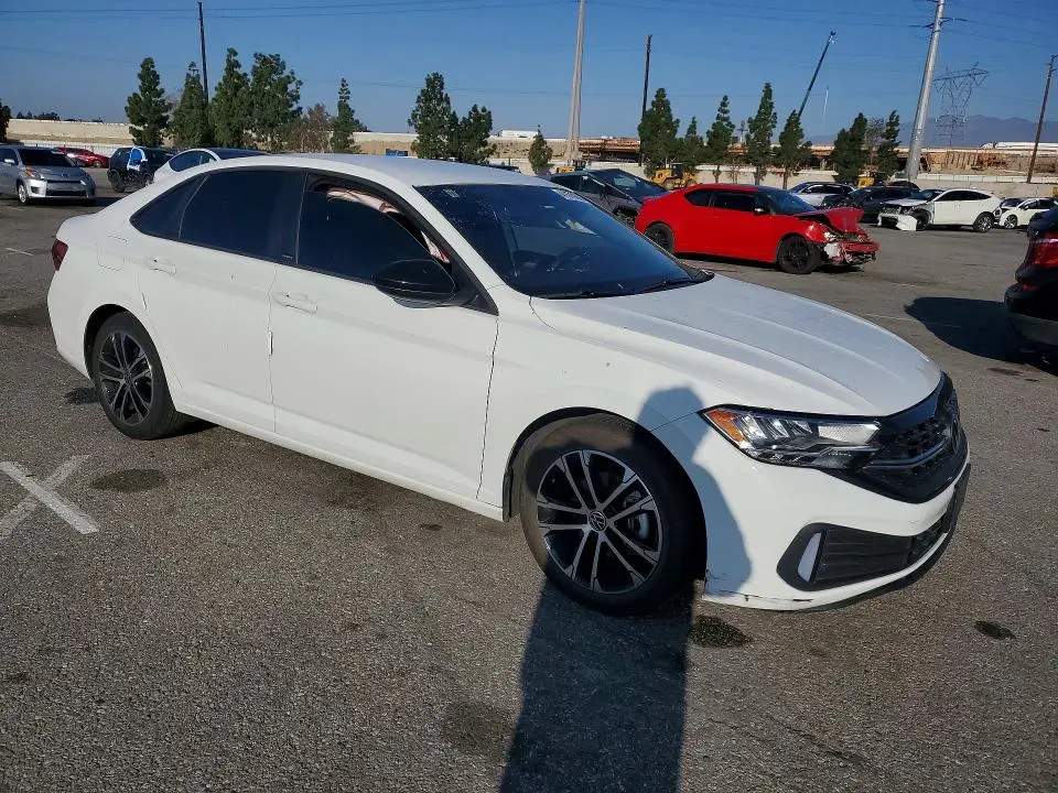 2023 VOLKSWAGEN JETTA SPORT  