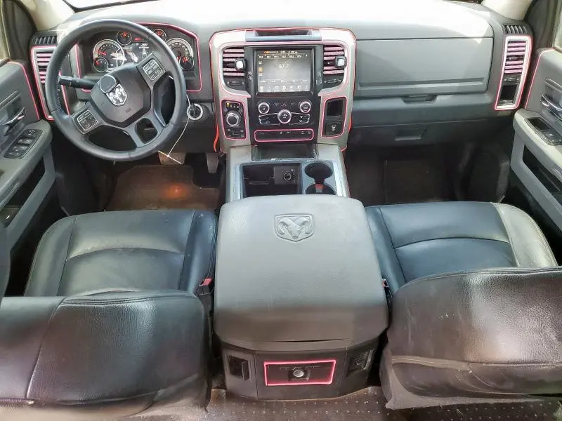 2014 RAM 1500 SLT  