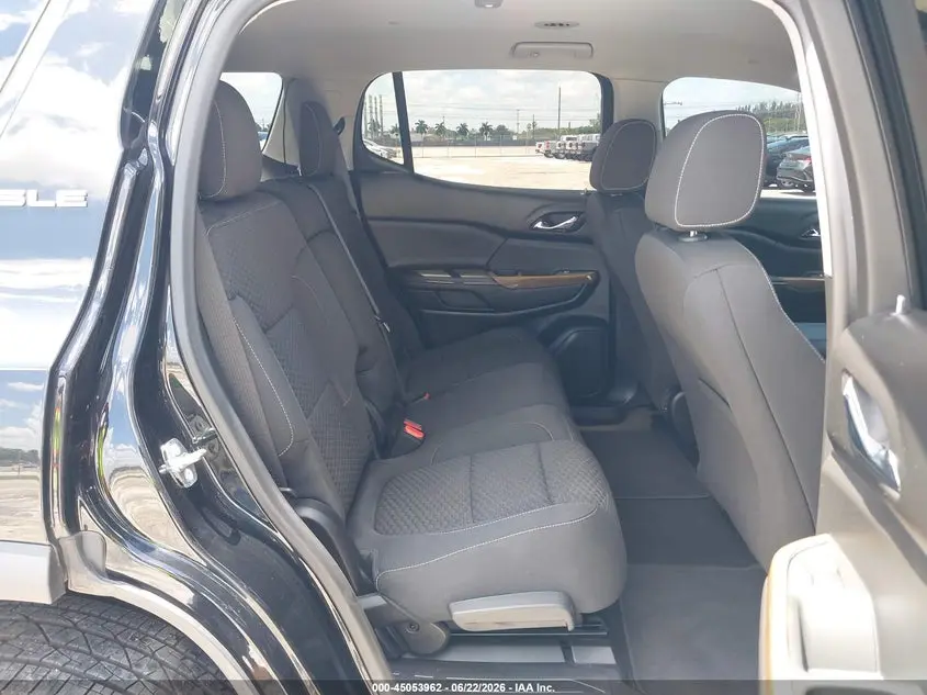 2018 GMC ACADIA SLE-1