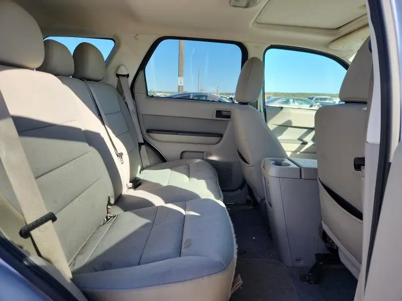 2012 FORD ESCAPE XLT  