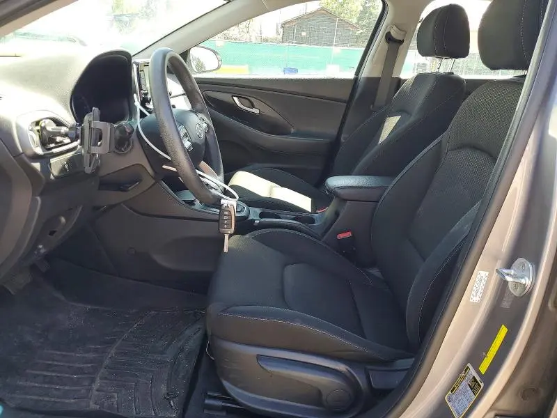 2020 HYUNDAI ELANTRA GT BASE  