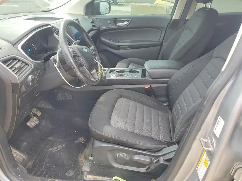 2021 FORD EDGE SE  