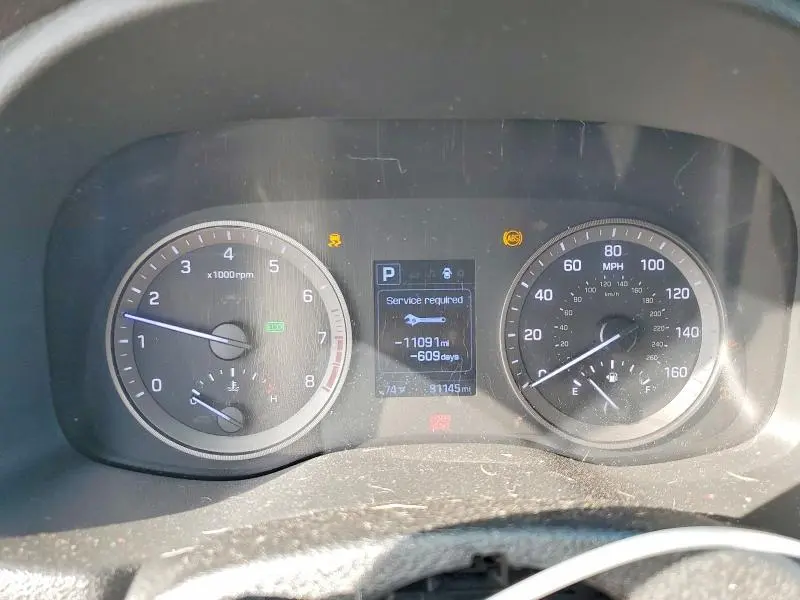 2017 HYUNDAI TUCSON SE  