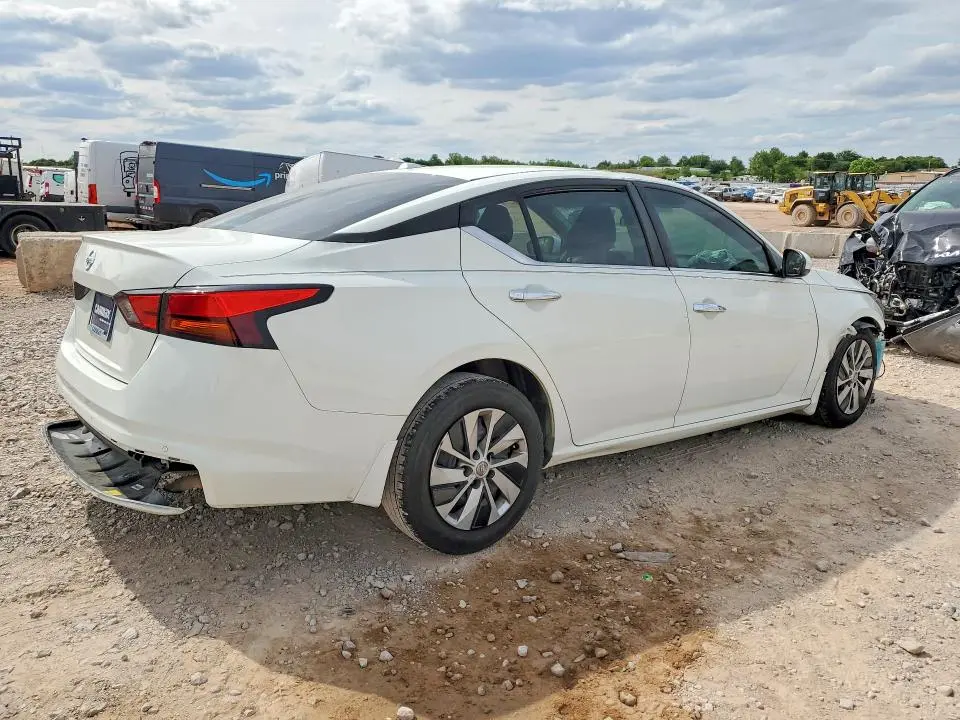 2020 NISSAN ALTIMA S  