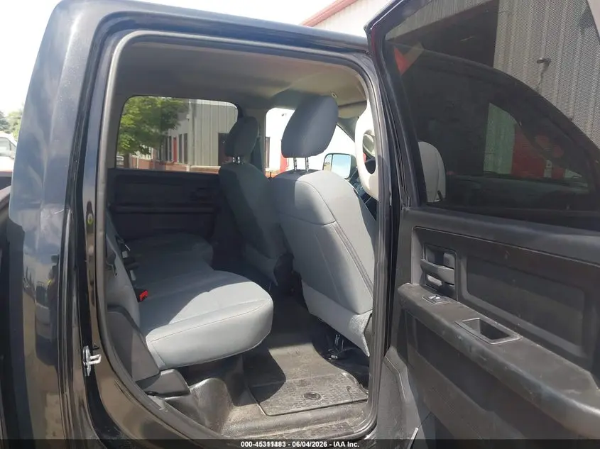 2019 RAM 1500 CLASSIC TRADESMAN  4X4 5'7 BOX