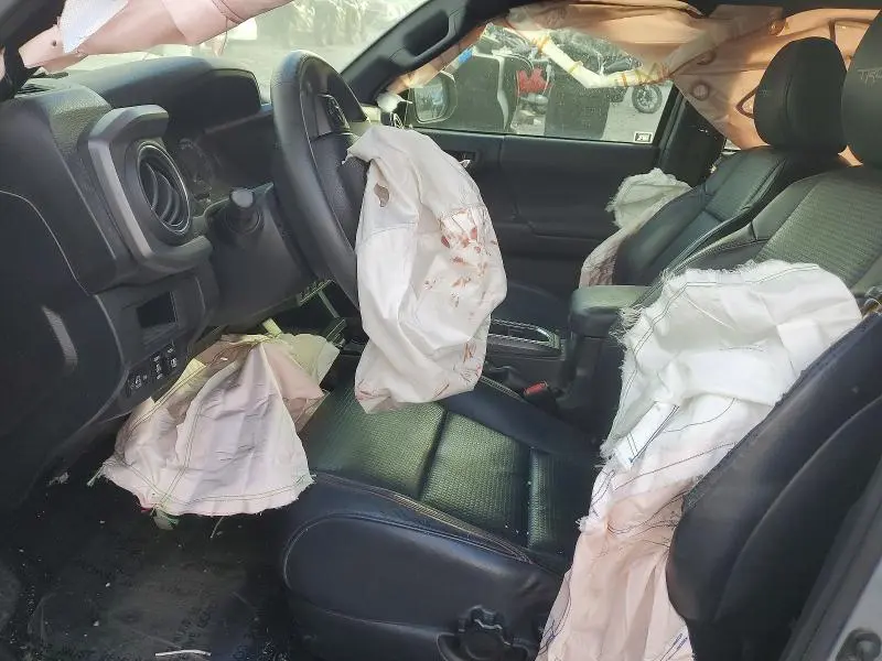 2017 TOYOTA TACOMA DOUBLE CAB  