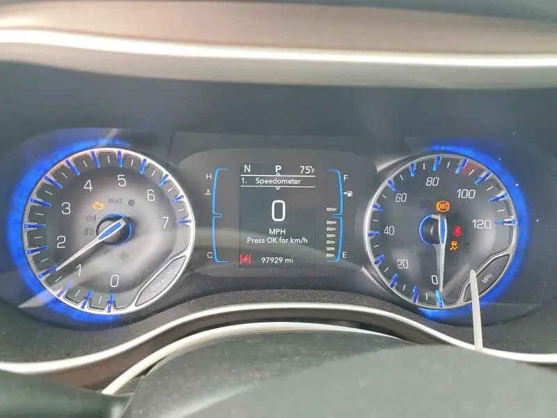 2017 CHRYSLER PACIFICA TOURING  