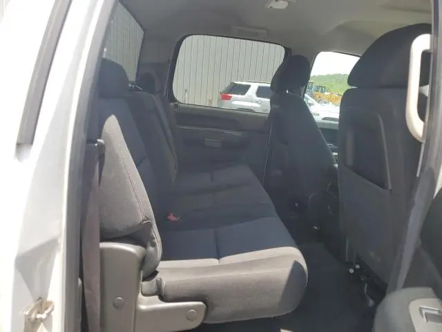 2013 GMC SIERRA K2500 SLE  