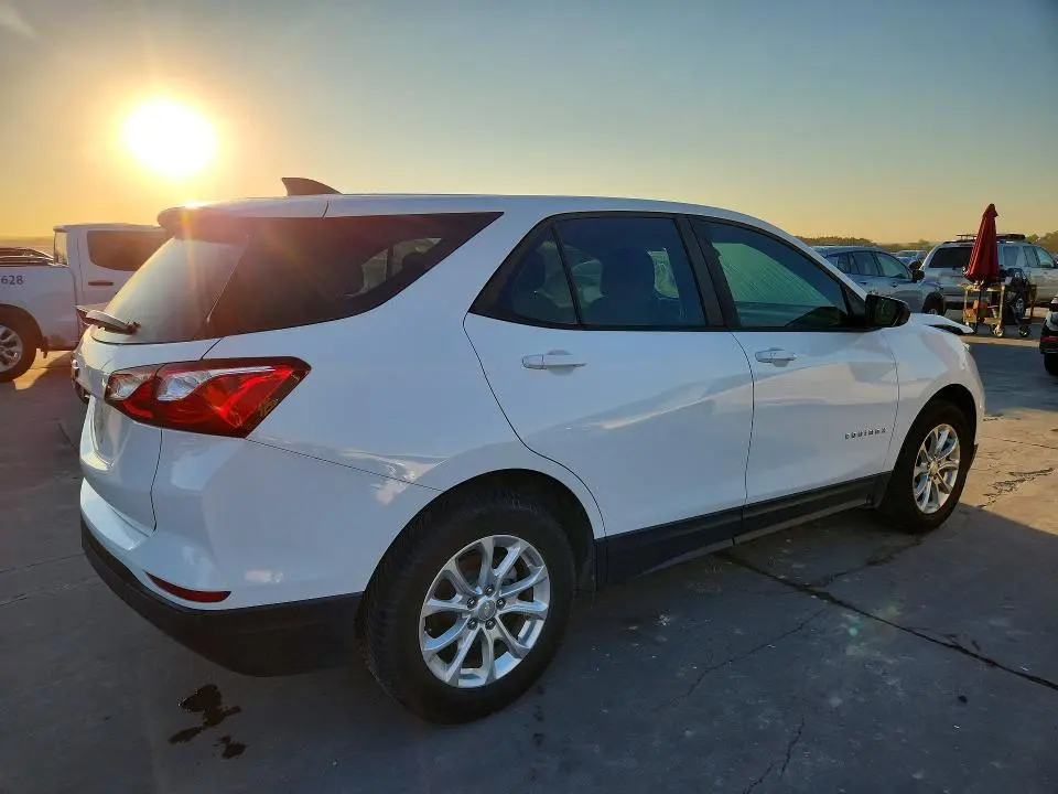2020 CHEVROLET EQUINOX LS  