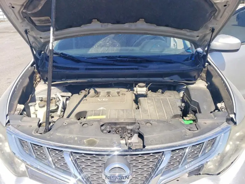 2011 NISSAN MURANO S  