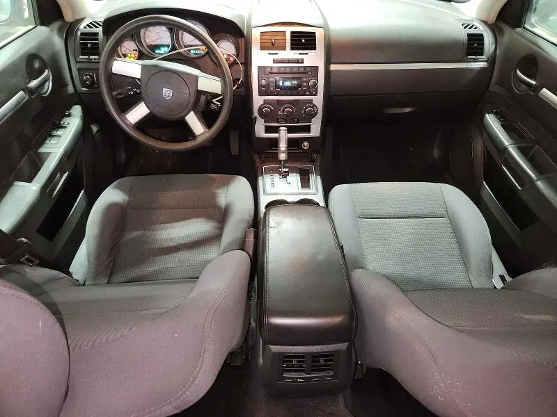 2010 DODGE CHARGER SXT  