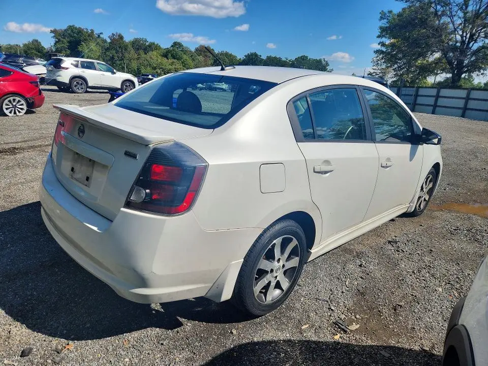 2012 NISSAN SENTRA 2.0  