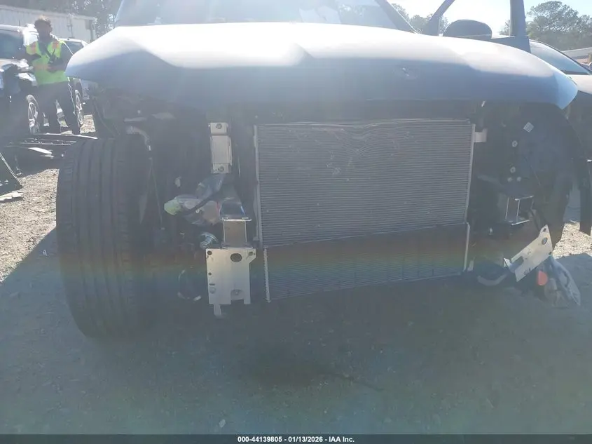 2025 MERCEDES-BENZ GLC 300 SUV