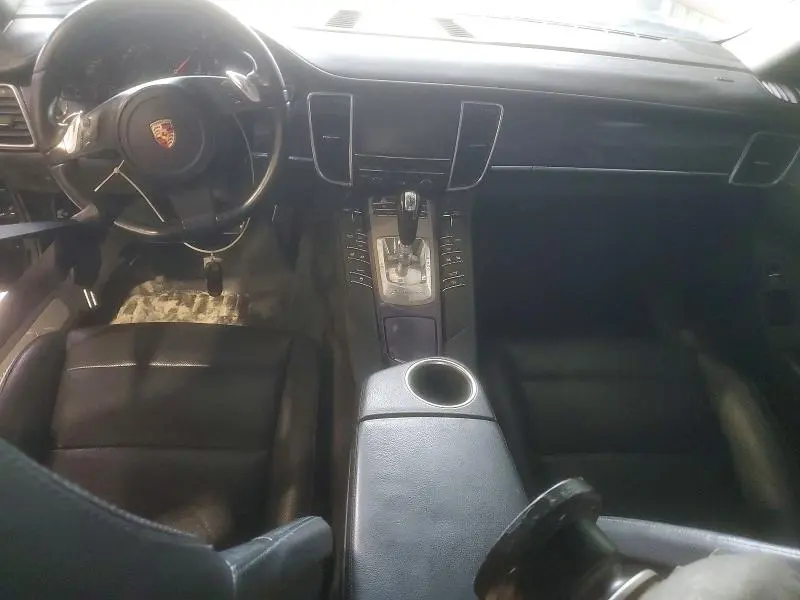 2011 PORSCHE PANAMERA 2  
