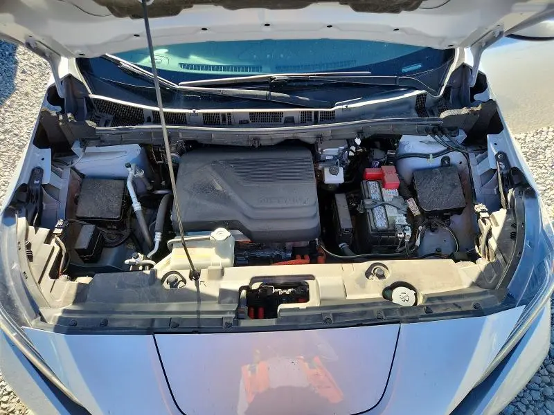 2025 NISSAN LEAF S  