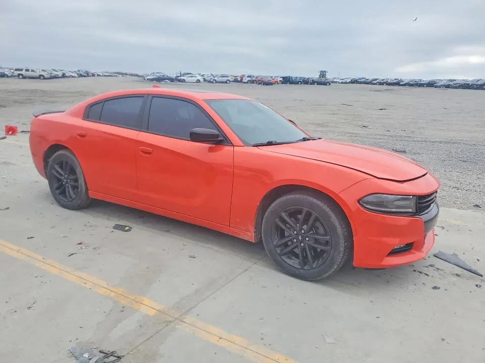 2019 DODGE CHARGER SXT  