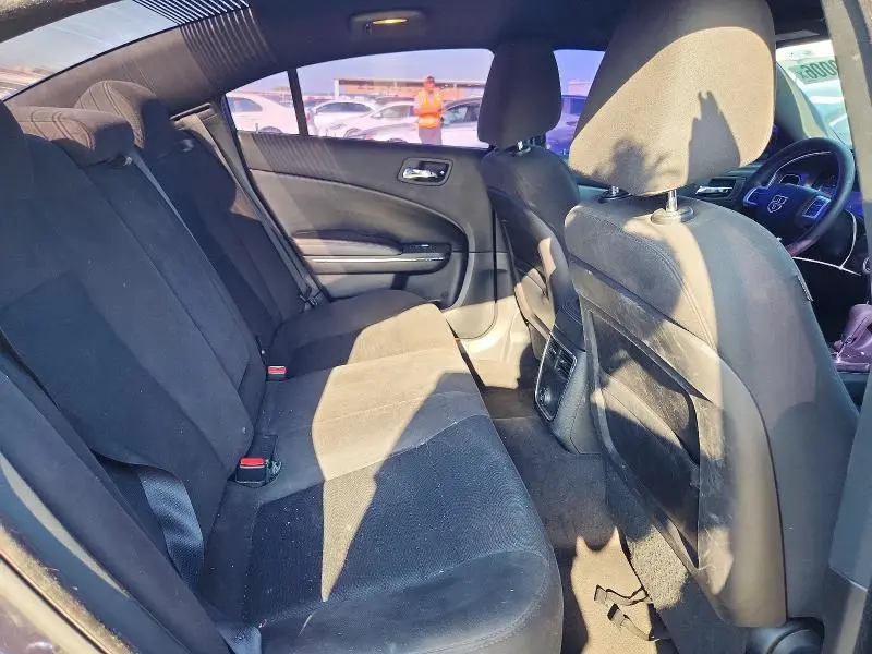 2012 DODGE CHARGER SE  