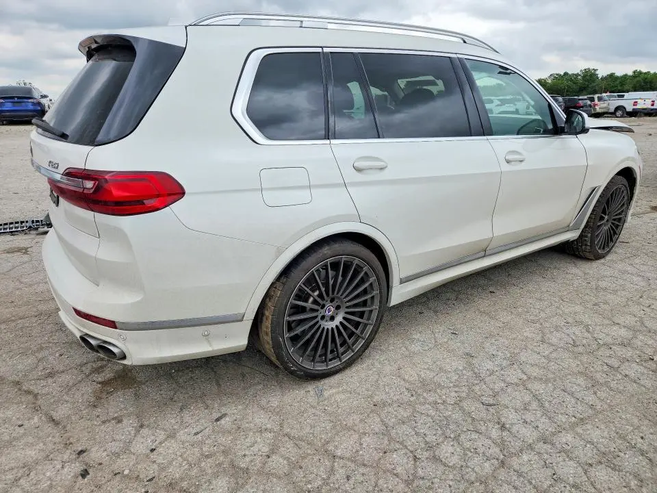 2022 BMW X7 ALPINA XB7  