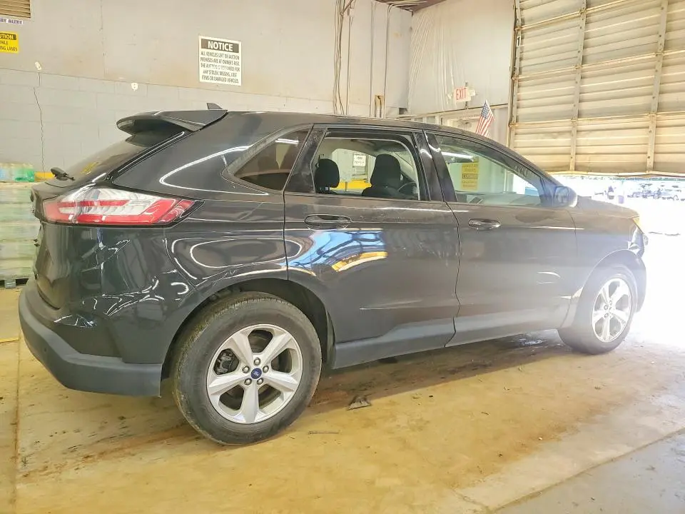 2021 FORD EDGE SE  