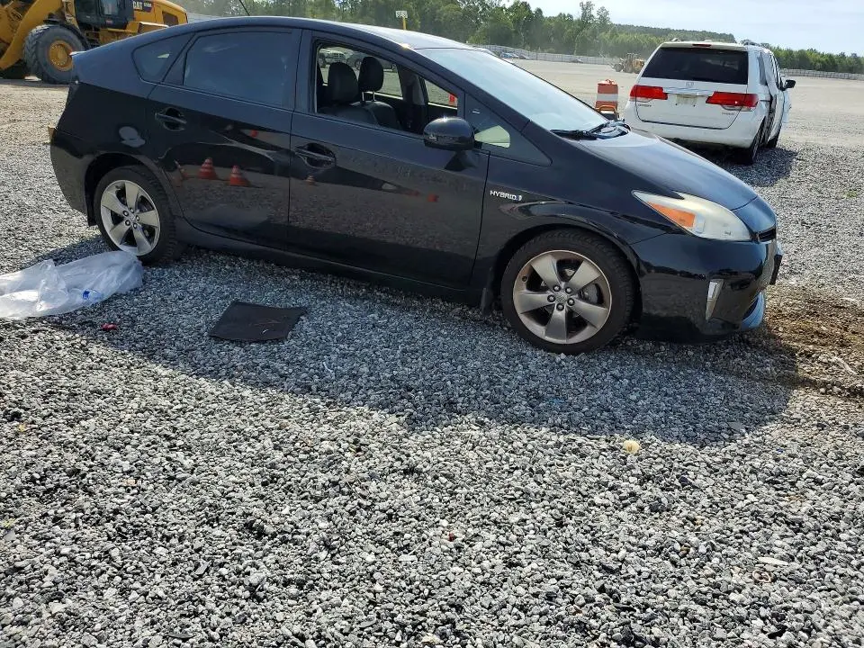 2013 TOYOTA PRIUS PERSONA SERIES SE  