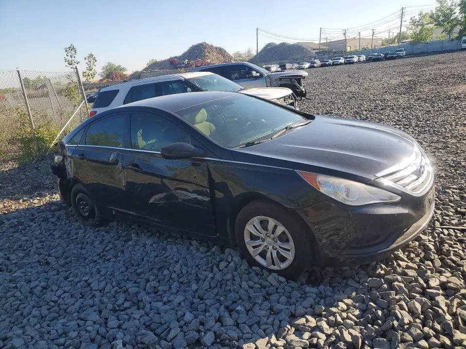 2011 HYUNDAI SONATA GLS  