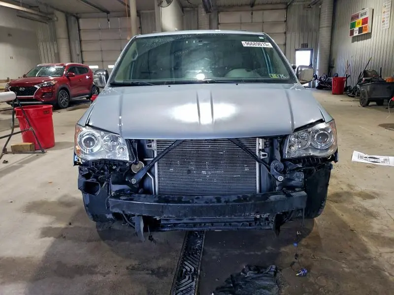 2013 CHRYSLER TOWN & COUNTRY TOURING L  