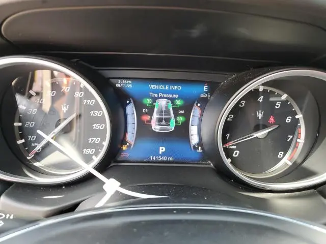 2017 MASERATI LEVANTE LUXURY  