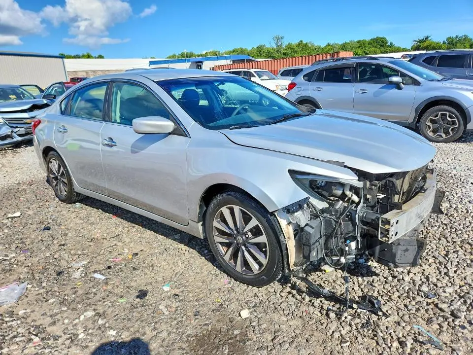 2017 NISSAN ALTIMA 2.5 SV  